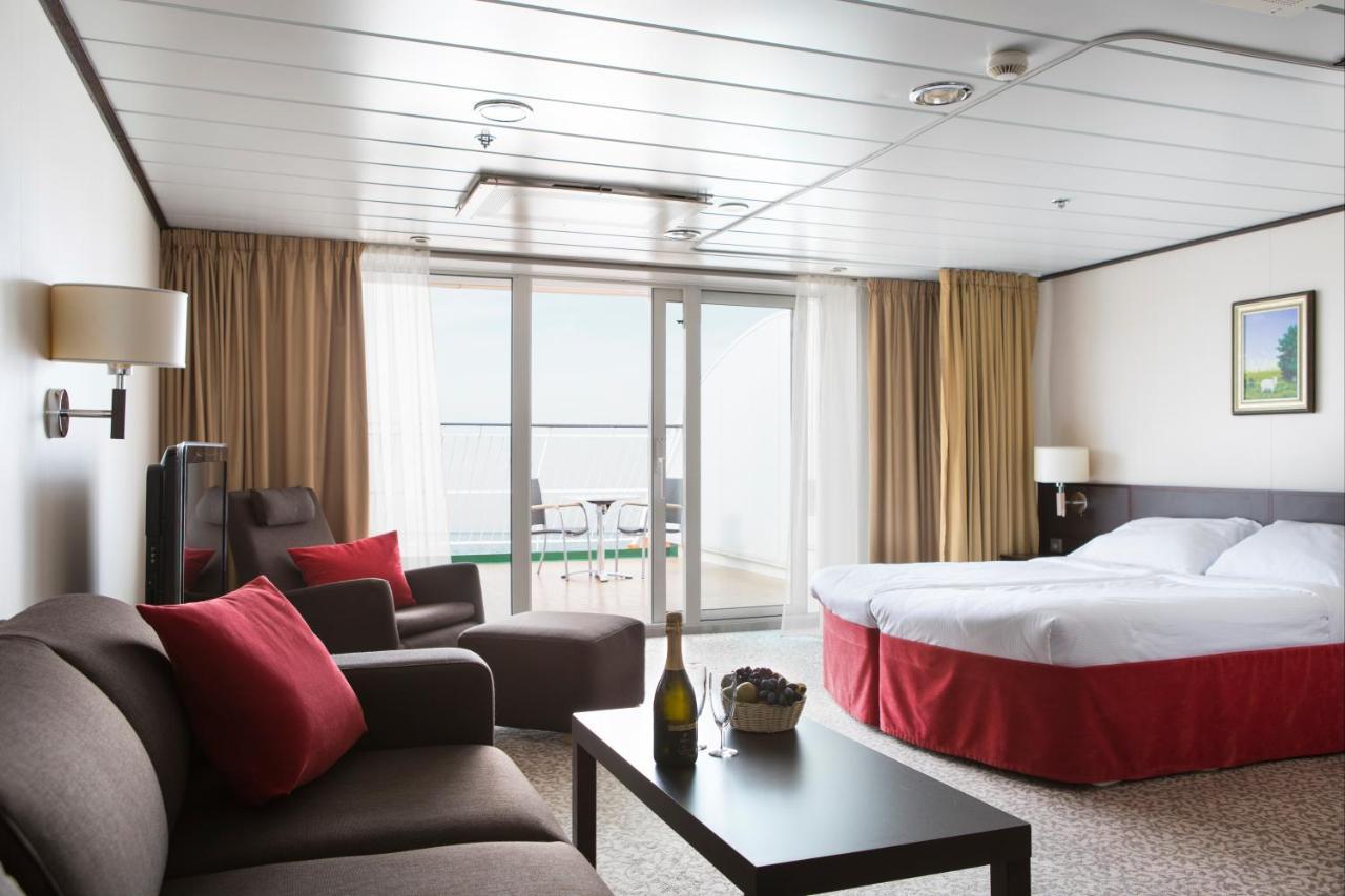 Tallink Ferry -tallinn 2 Nights Return Cruise To Stockholm * Tallinna
