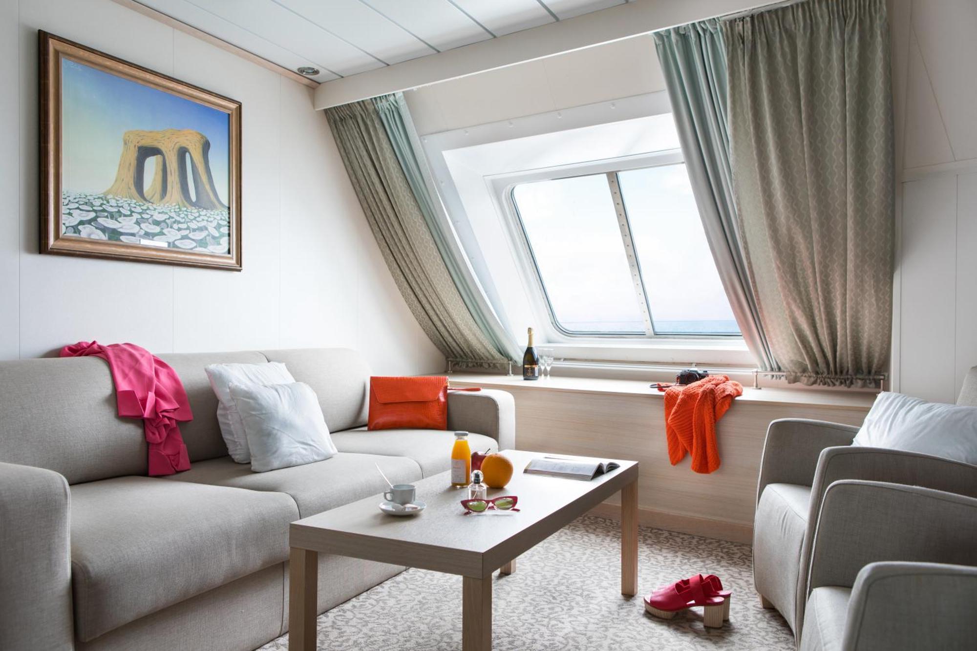 Tallink Ferry -tallinn 2 Nights Return Cruise To Stockholm  *